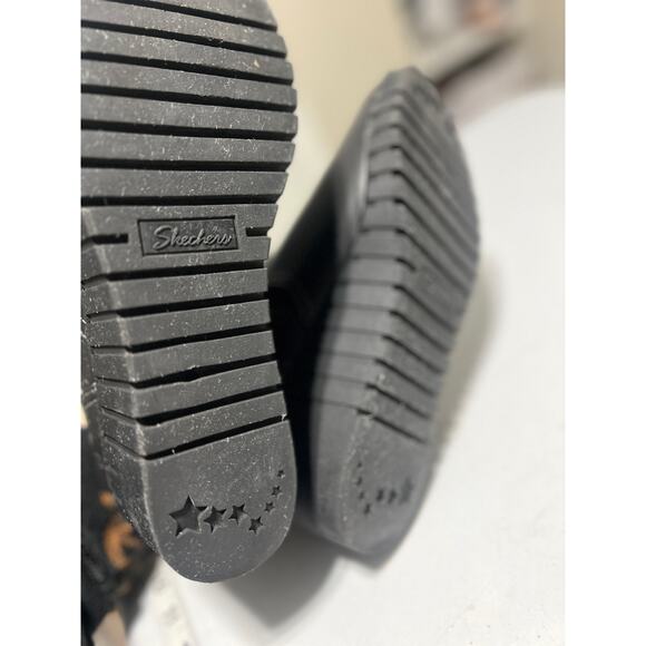 Skechers Black Wedge Lug Sole Chelsea Boots 10 - Picture 6 of 8